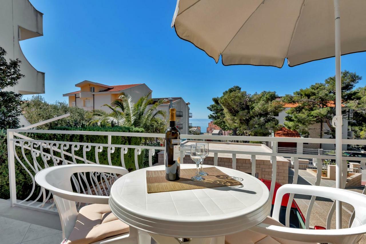 ماكارسكا Apartment Kate-Few Minutes From Beach المظهر الخارجي الصورة